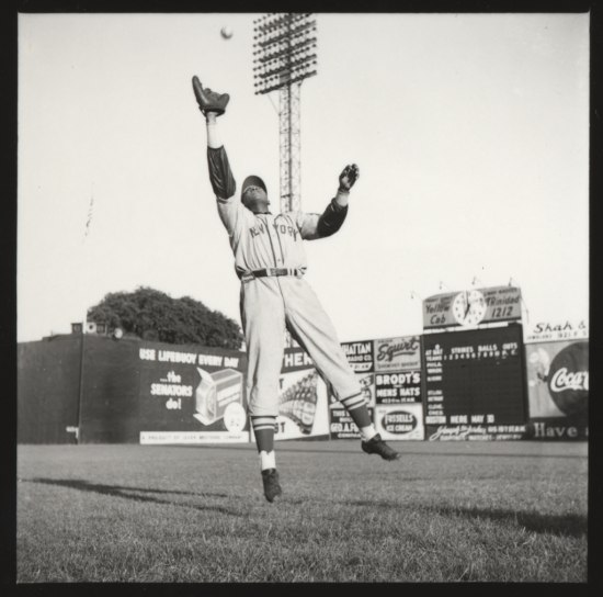 cubans_player_leaps_ac0618.001.0000004.jpg