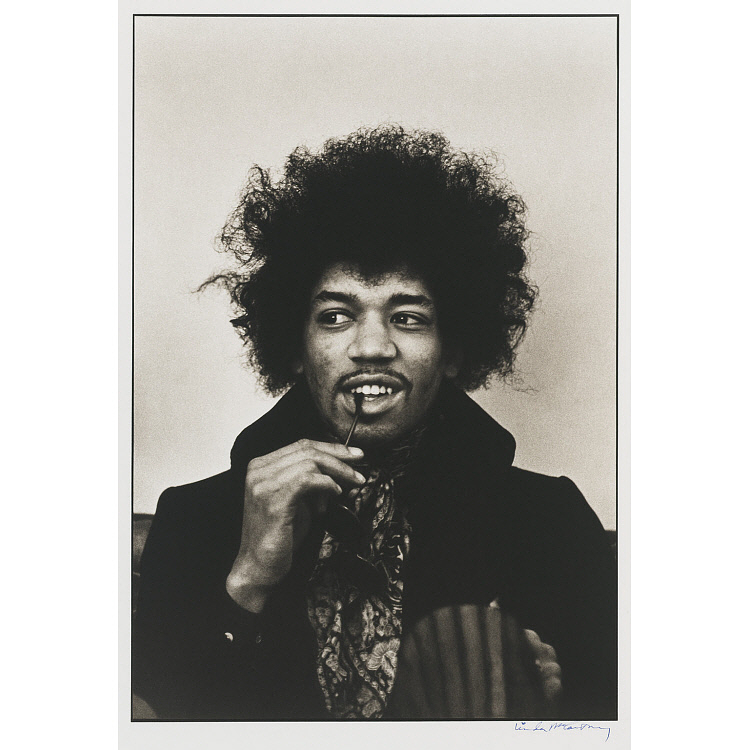 Photo: Jimi Hendrix, 1967 / Smithsonian’s National Portrait Gallery, gift of the photographer, Linda McCartney